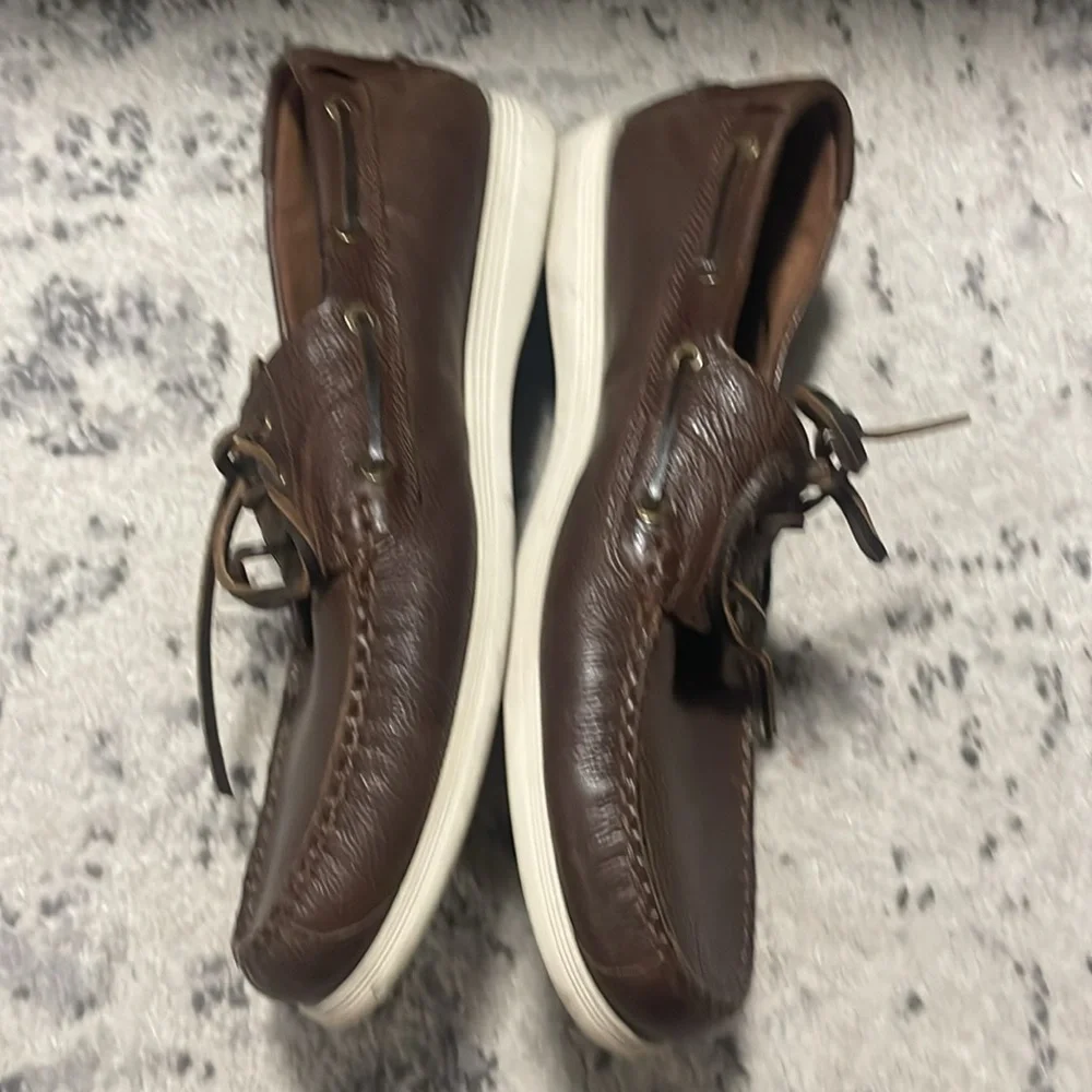 Cole Haan Harpswell brown leather boat shoes size 10.5 C28865 ·